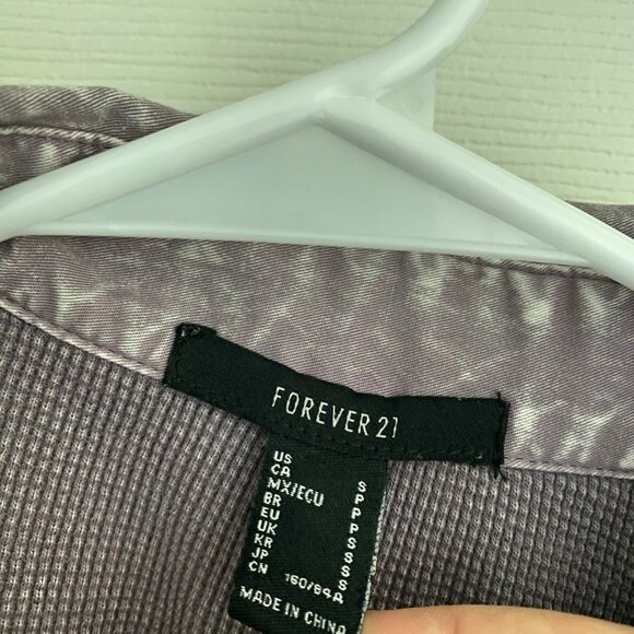 Forever 21 Button Down Waffle Knit - Purple - NWT Size Small - Picture 2 of 4